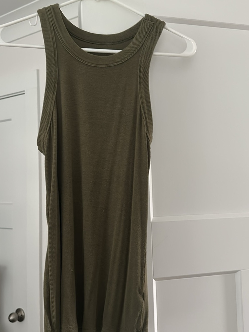 Women's Olive Green Tank Top - Sleeveless Casual Layering Tee